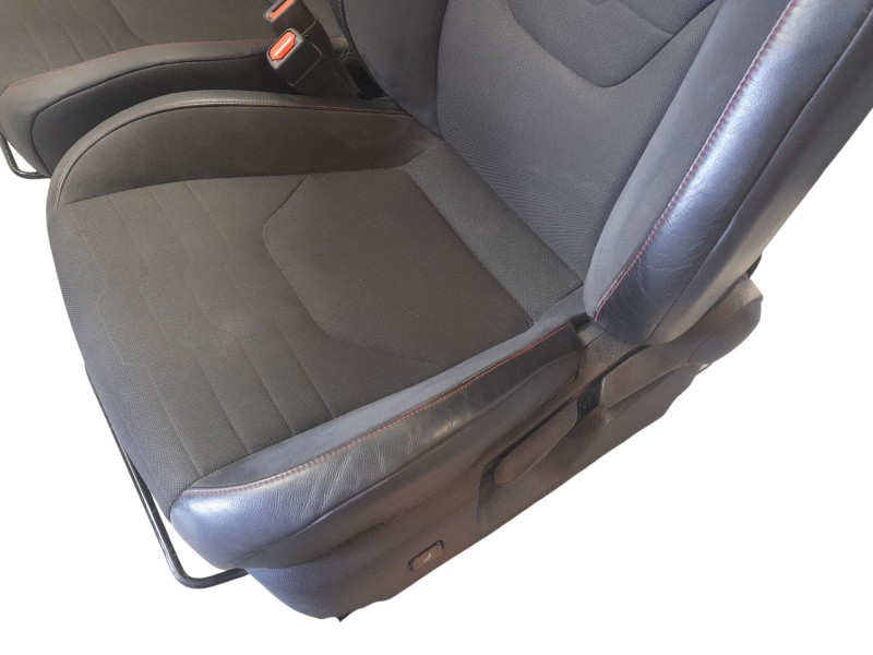 Recambio de juego asientos completo para toyota corolla station wagon (_e21_) 2.0 hybrid (mzeh12) referencia OEM IAM 71074YY160 