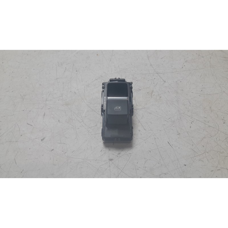 Recambio de mando elevalunas delantero derecho para byd seal u 1.5 plug-in hybrid awd referencia OEM IAM 13002756  