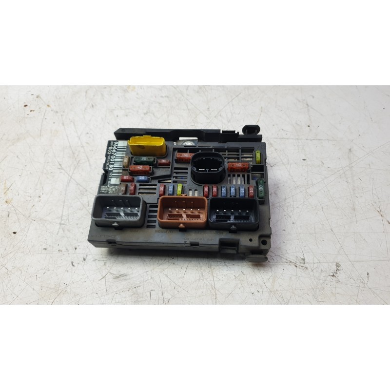 Recambio de caja reles / fusibles para citroën c5 iii break (rw_) 2.0 hdi 140 referencia OEM IAM 9666700180  