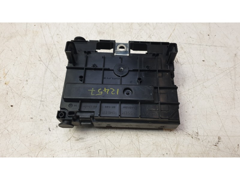 Recambio de caja reles / fusibles para citroën c5 iii break (rw_) 2.0 hdi 140 referencia OEM IAM 9666700180  