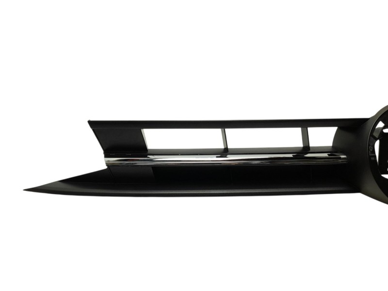 Recambio de rejilla delantera para volkswagen polo vi (aw1, bz1, ae1) 1.0 referencia OEM IAM 2G0853651LRYP  107237805/2501507/VG