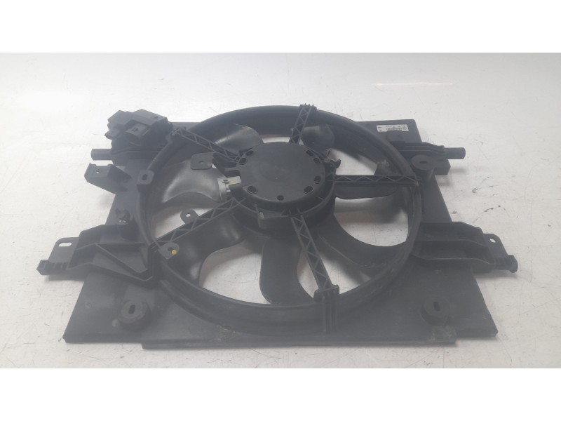 Recambio de electroventilador para dacia duster (hs_) 1.2 tce 125 referencia OEM IAM 214811626R  470061/EVF940017HQ