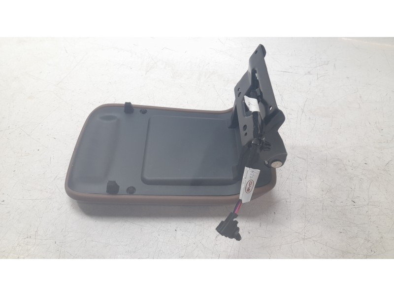 Recambio de apoyabrazos central para byd seal u 1.5 plug-in hybrid awd referencia OEM IAM 1457266300  