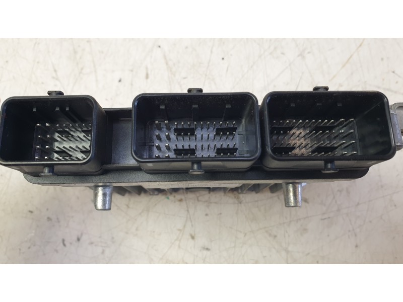 Recambio de centralita motor uce para citroën c5 iii break (rw_) 2.0 hdi 140 referencia OEM IAM 9663548180  