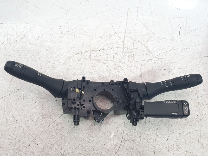 Recambio de mando multifuncion para renault clio v referencia OEM IAM 255674797R  