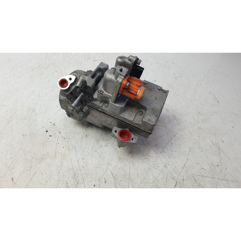 Recambio de compresor aire acondicionado para renault kangoo express (fw0/1_) z.e. (fw0z, fw1z) referencia OEM IAM 926008999R  N