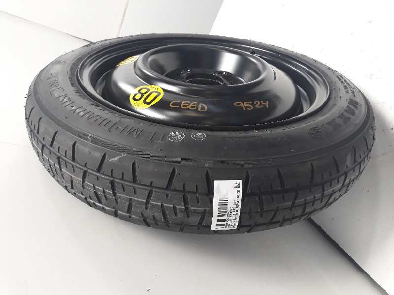 Recambio de neumatico repuesto para kia cee´d 1.4 crdi cat referencia OEM IAM 1258015  