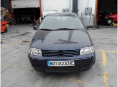 volkswagen polo berlina (6n2) del año 2000 2