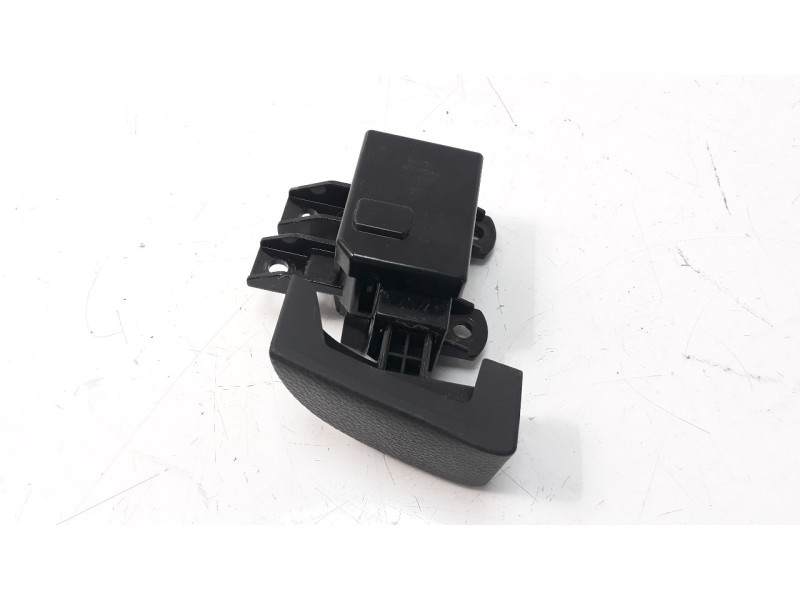 Recambio de interruptor para hyundai i30 (gd) 1.4 cat referencia OEM IAM 84547A6000RY  