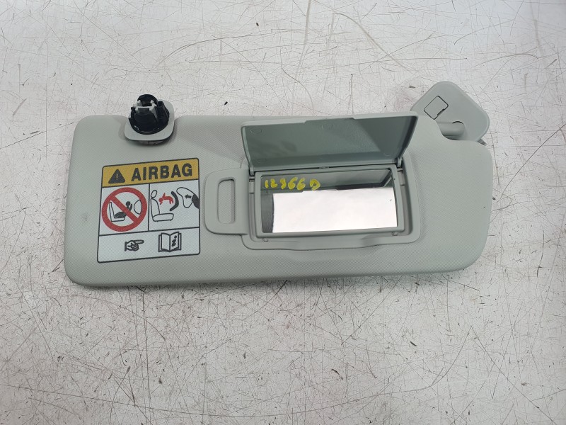 Recambio de parasol derecho para renault clio v referencia OEM IAM 964009953R  