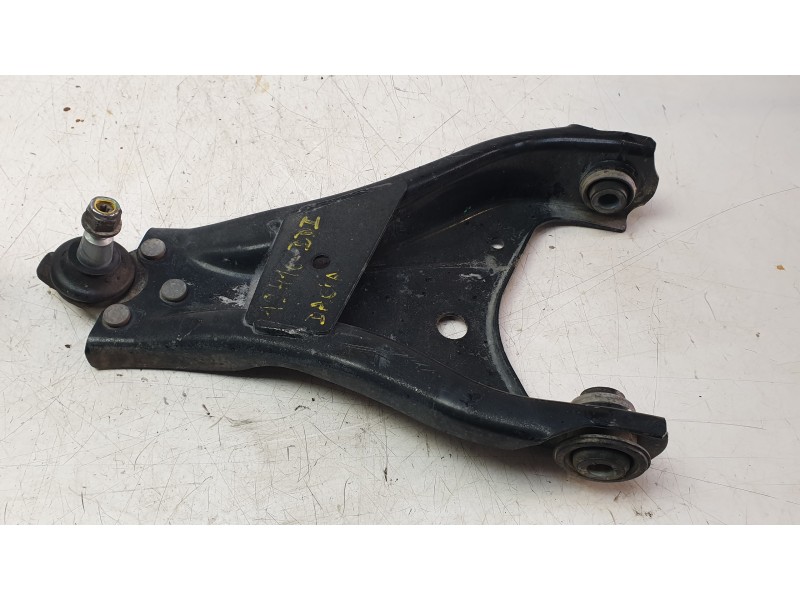 Recambio de brazo suspension superior delantero izquierdo para dacia duster (hs_) 1.2 tce 125 referencia OEM IAM 545012815R  