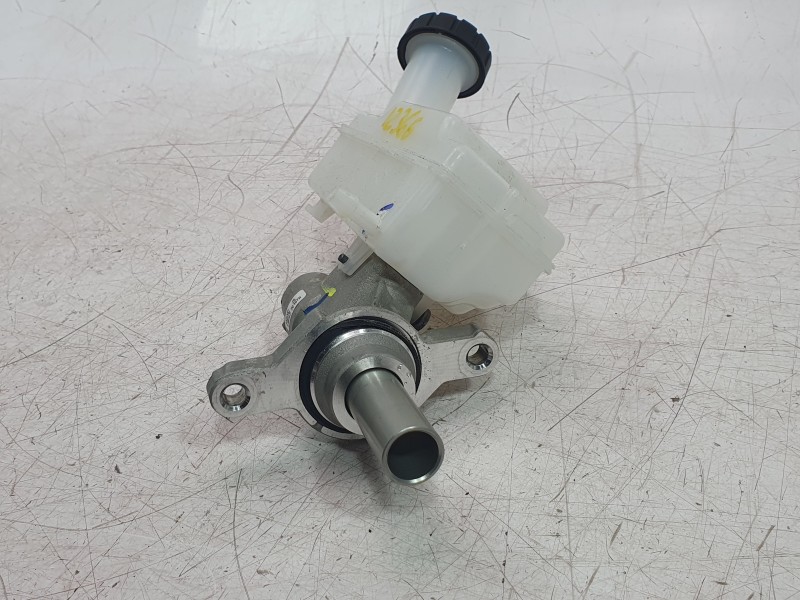 Recambio de bomba freno para renault clio v referencia OEM IAM 460116527R  