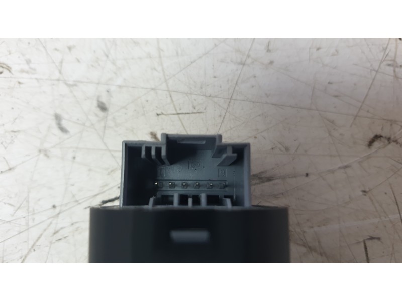 Recambio de mando retrovisor para volkswagen touran (5t1) 2.0 tdi referencia OEM IAM 3G0959565B  