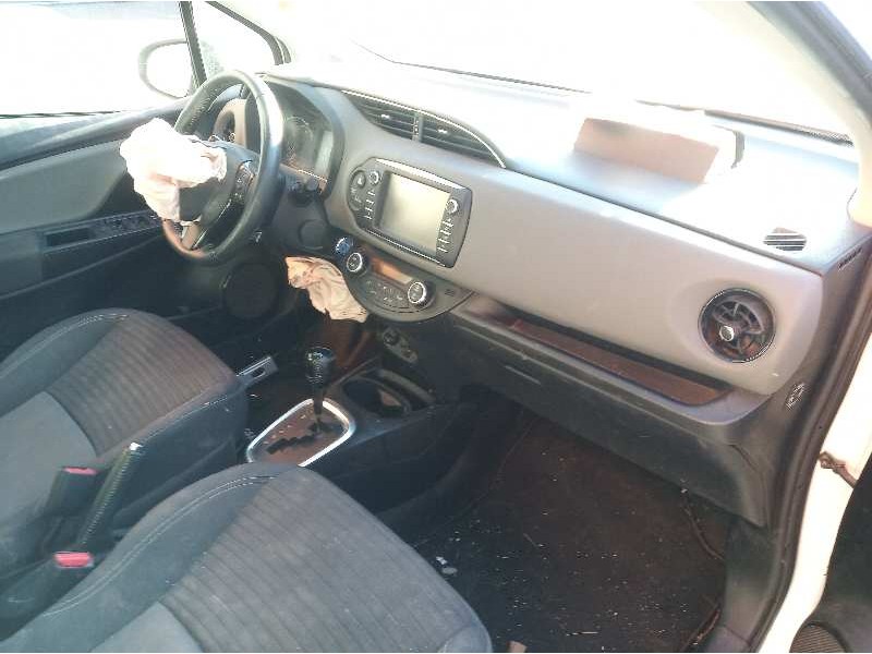 toyota yaris del año 2018