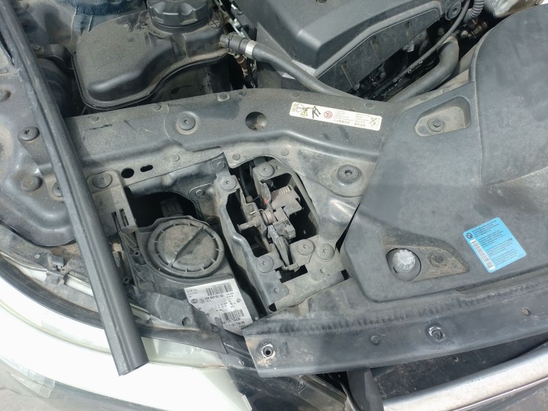 Recambio de cerradura capo para bmw z4 roadster (e89) sdrive 23 i referencia OEM IAM   