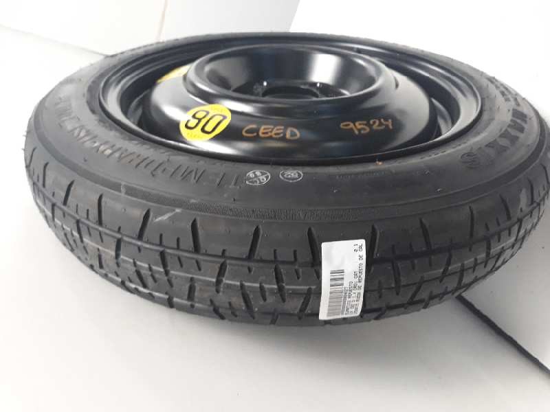Recambio de neumatico repuesto para kia cee´d 1.4 crdi cat referencia OEM IAM 1258015  