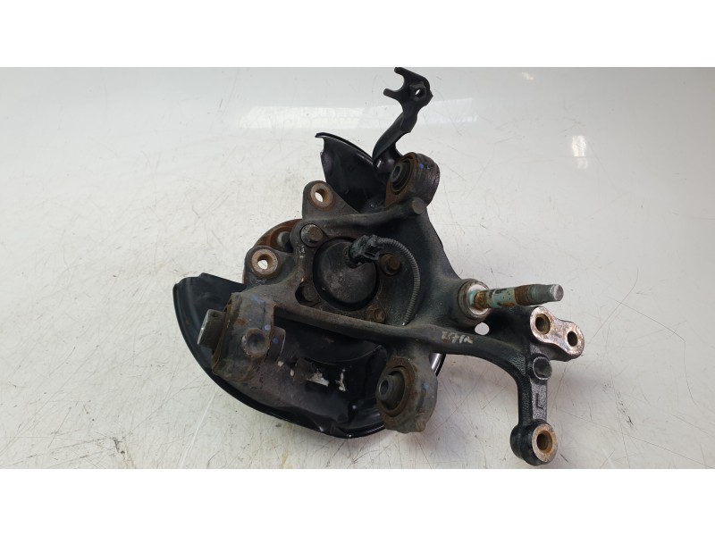 Recambio de mangueta trasera derecha para toyota corolla station wagon (_e21_) 2.0 hybrid (mzeh12) referencia OEM IAM 4230402210