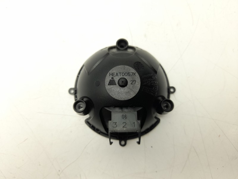 Recambio de motor electrico actuador para renault megane iv sport tourer (k9a/m/n_) 1.3 tce 140 (k9nb) referencia OEM IAM A26107