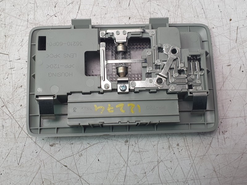 Recambio de luz interior para suzuki vitara (ly) 1.6 (apk 416) referencia OEM IAM 3621060P0  