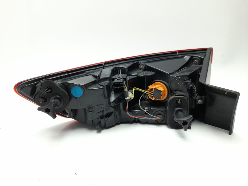 Recambio de piloto trasero derecho para renault megane iv sport tourer (k9a/m/n_) 1.3 tce 140 (k9nb) referencia OEM IAM 26550115