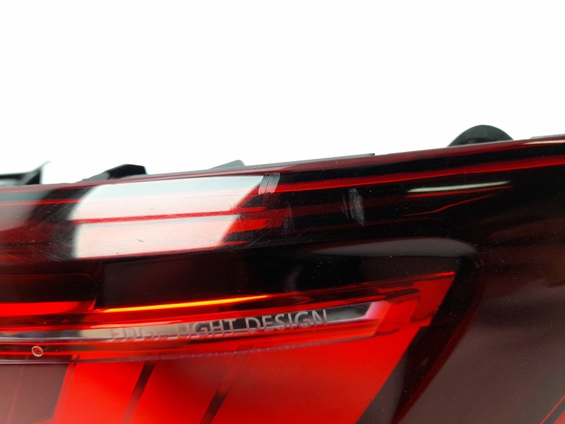 Recambio de piloto trasero derecho para renault megane iv sport tourer (k9a/m/n_) 1.3 tce 140 (k9nb) referencia OEM IAM 26550115