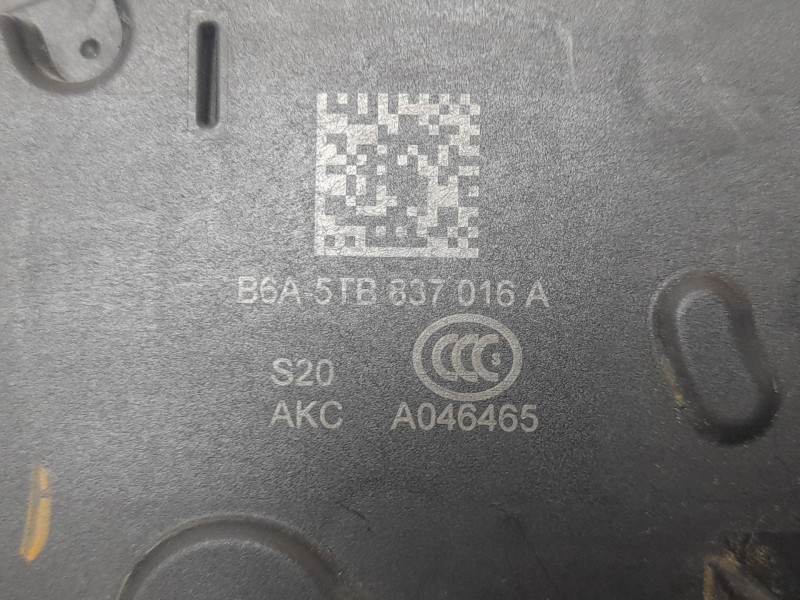 Recambio de cerradura puerta delantera derecha para seat arona 1.6 tdi referencia OEM IAM 5TB837016A  