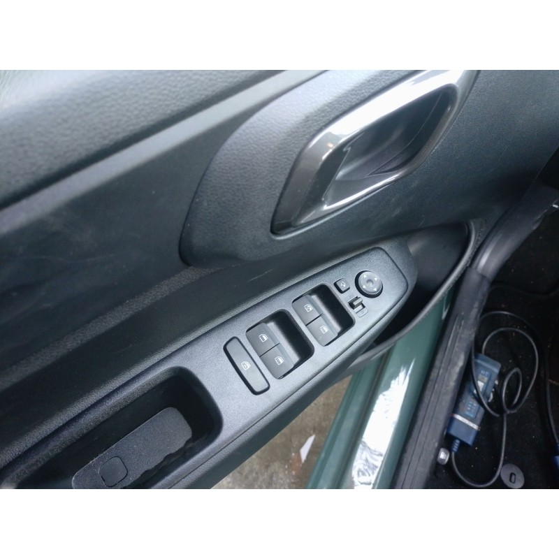Recambio de mando elevalunas delantero izquierdo para hyundai i10 iii (ac3, ai3) 1.0 mpi referencia OEM IAM   