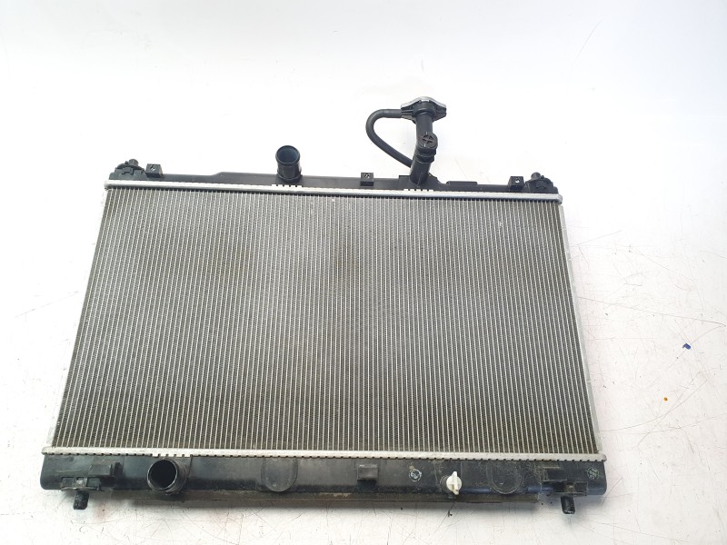 Recambio de radiador agua para suzuki vitara (ly) 1.6 (apk 416) referencia OEM IAM 1770061M00000 CZ2230002820 
