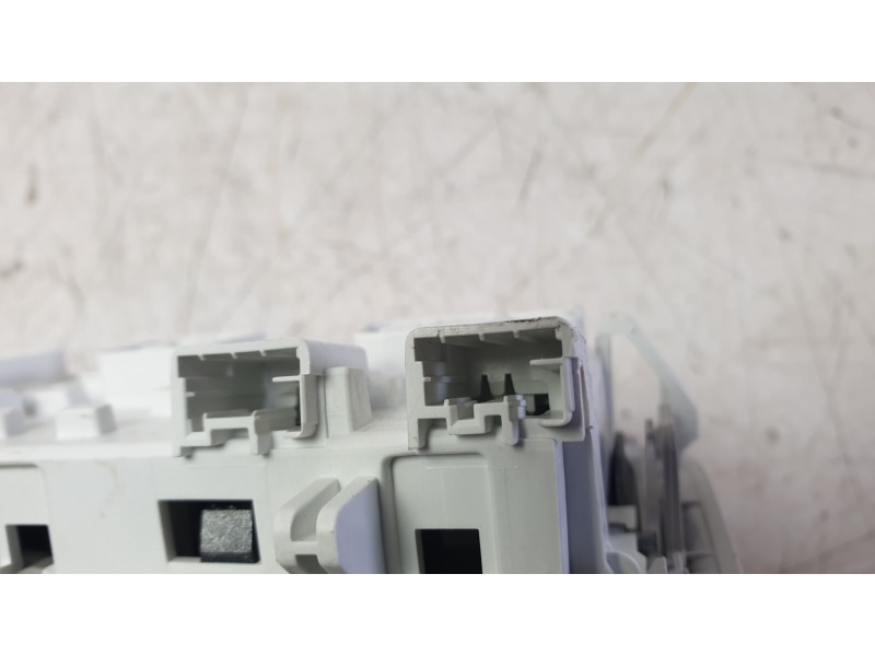 Recambio de luz interior para citroën c3 aircross ii van (2c_, 2r_) puretech 82 referencia OEM IAM 96781443  