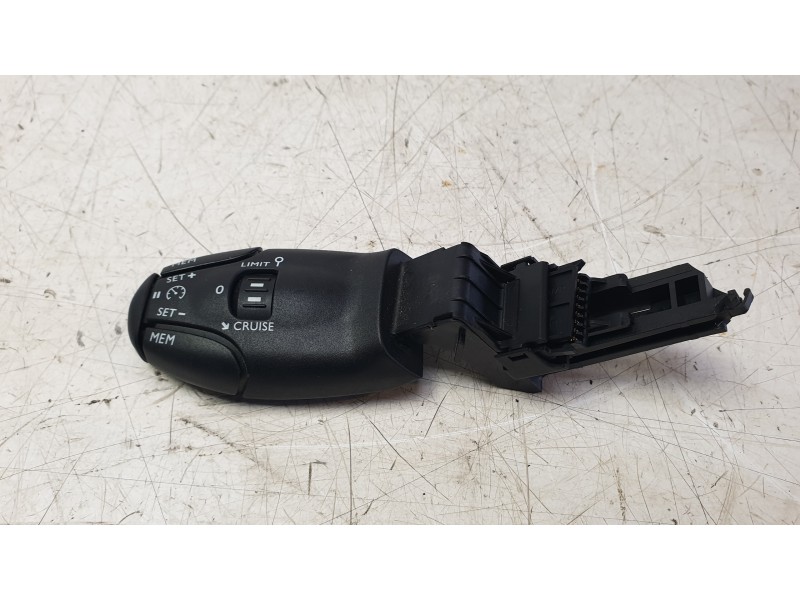 Recambio de mando multifuncion para citroën c3 aircross ii van (2c_, 2r_) puretech 82 referencia OEM IAM 98035106ZD  