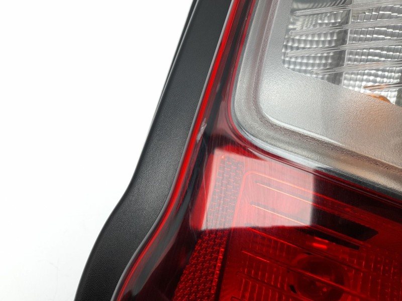 Recambio de piloto trasero derecho para fiat doblo furgoneta/monovolumen (510_, 511_) bluehdi 100 referencia OEM IAM 9820554880 