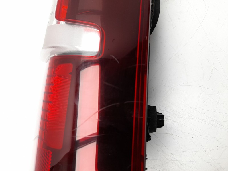 Recambio de piloto trasero derecho para fiat doblo furgoneta/monovolumen (510_, 511_) bluehdi 100 referencia OEM IAM 9820554880 