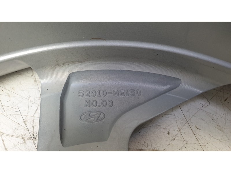 Recambio de llanta para hyundai kona 1.0 t-gdi referencia OEM IAM 52910BE150  