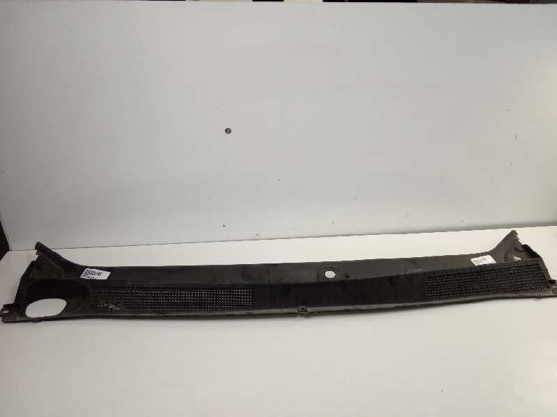 Recambio de torpedo para dacia sandero ambiance referencia OEM IAM 668113105R  
