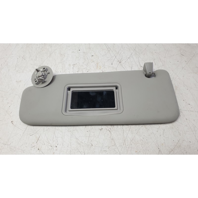 Recambio de parasol izquierdo para citroën c3 aircross ii van (2c_, 2r_) puretech 82 referencia OEM IAM YQ009835BJ  