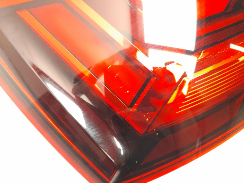 Recambio de piloto trasero izquierdo para audi q5 sportback (fyt) 35 tdi referencia OEM IAM 80A945075B  