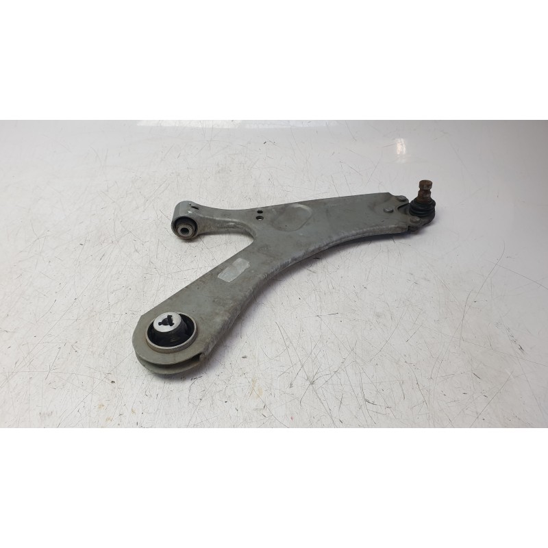 Recambio de brazo suspension inferior delantero derecho para citroën c4 iii (ba_, bb_, bc_) 1.2 puretech 130 (bahnsa, bahnsb) re