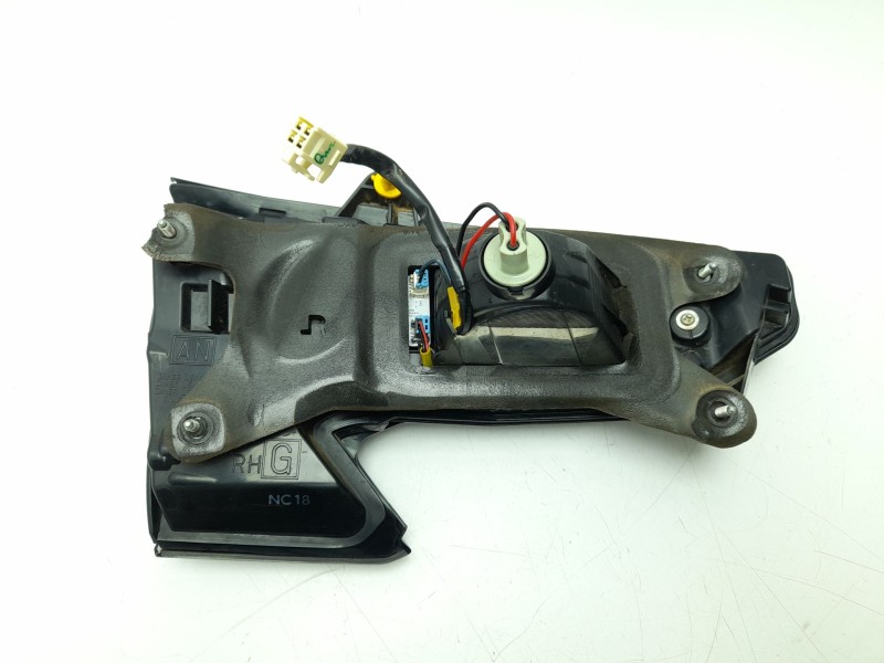 Recambio de piloto trasero derecho interior para subaru outback (bs) 2.5 awd (bs9) referencia OEM IAM 84912AN080  