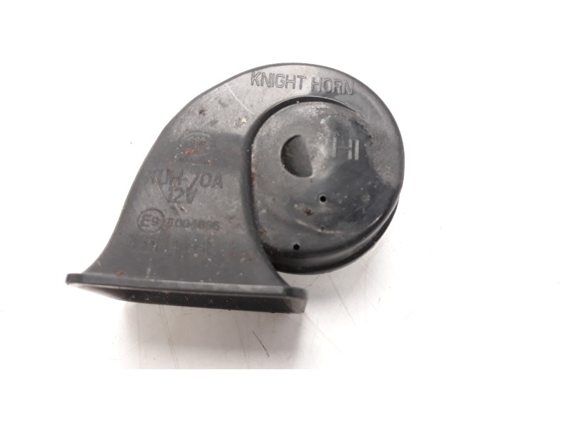 Recambio de claxon para mazda 3 berlina (bp) referencia OEM IAM KUH70A  