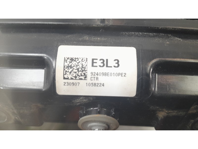Recambio de piloto trasero central para hyundai kona 1.0 t-gdi referencia OEM IAM 92409BE010  