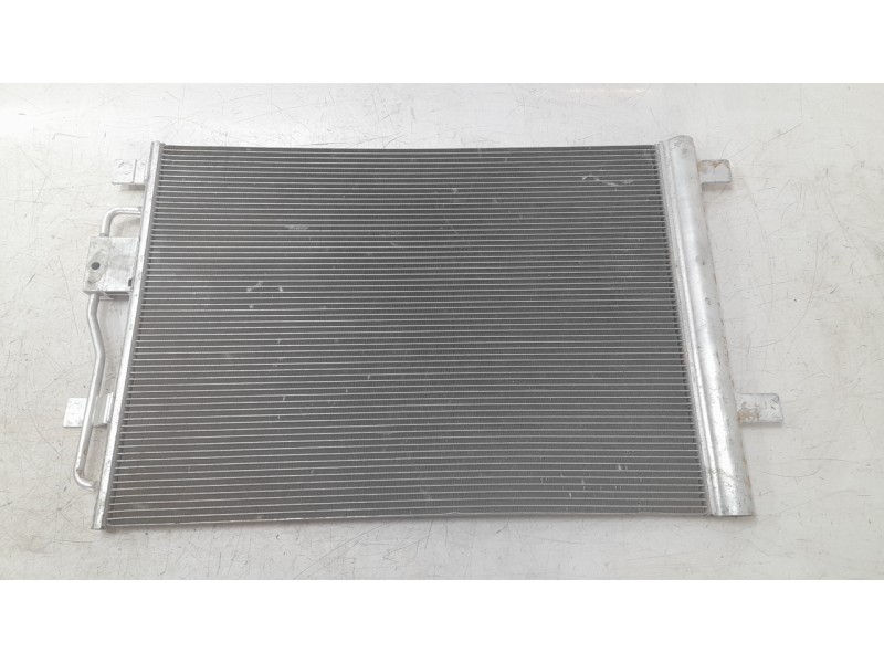 Recambio de condensador / radiador aire acondicionado para mg zs suv (azs1) 1.5 vti referencia OEM IAM 10916968  350703