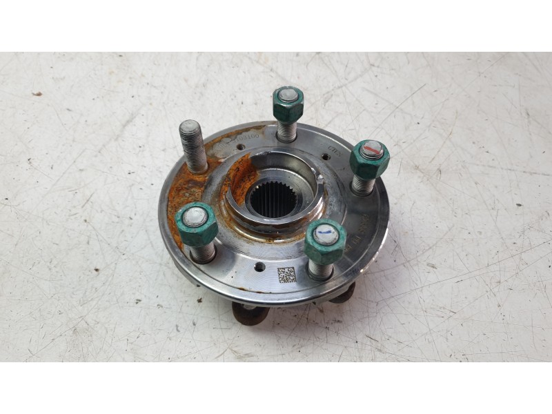 Recambio de buje trasero derecho para byd seal u 1.5 plug-in hybrid awd referencia OEM IAM SA3HA3103100  