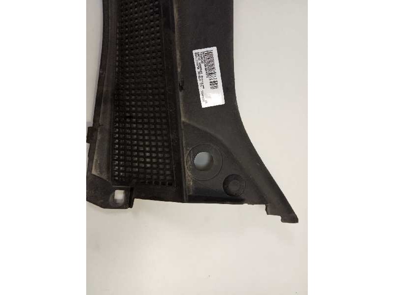 Recambio de torpedo para dacia sandero ambiance referencia OEM IAM 668113105R  