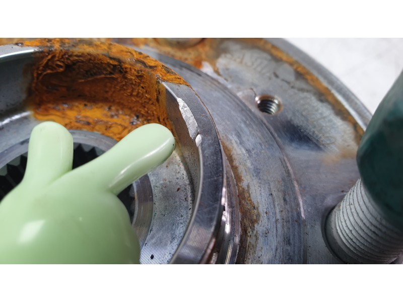 Recambio de buje trasero derecho para byd seal u 1.5 plug-in hybrid awd referencia OEM IAM SA3HA3103100  