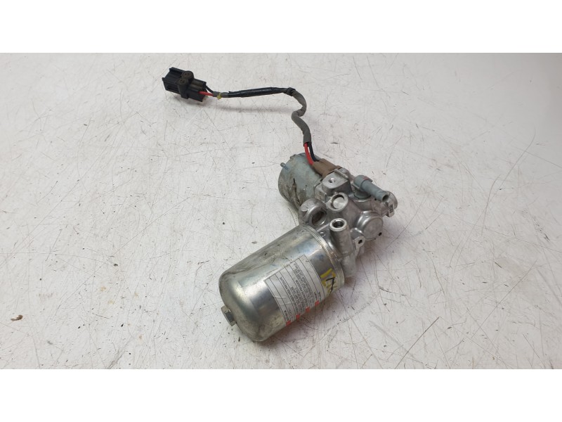 Recambio de bomba freno para toyota corolla station wagon (_e21_) 2.0 hybrid (mzeh12) referencia OEM IAM 4707012030  
