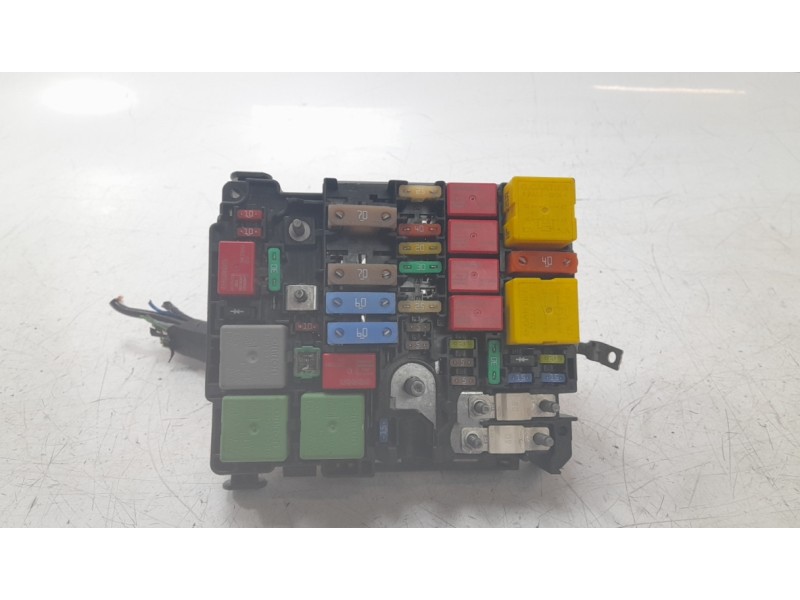 Recambio de caja reles / fusibles para citroën c-elysee (dd_) 1.5 bluehdi 100 referencia OEM IAM 9804848580  