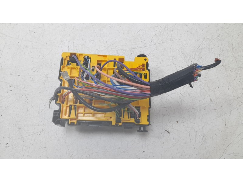 Recambio de caja reles / fusibles para citroën c-elysee (dd_) 1.5 bluehdi 100 referencia OEM IAM 9804848580  