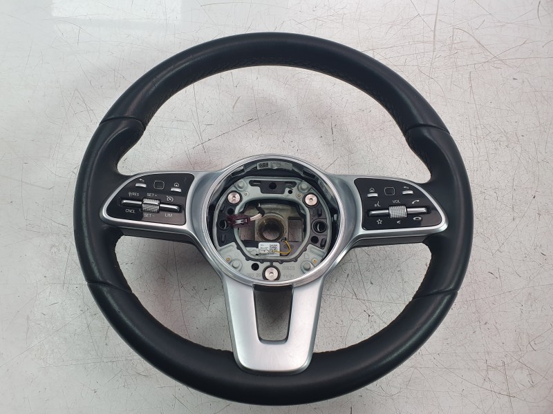 Recambio de volante para mercedes-benz clase a berlina (bm 177) a 200 d (117.112) referencia OEM IAM A0040053699 / A0004609701  