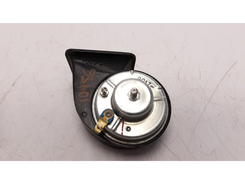Recambio de claxon para mazda 3 berlina (bp) referencia OEM IAM KUH70A  