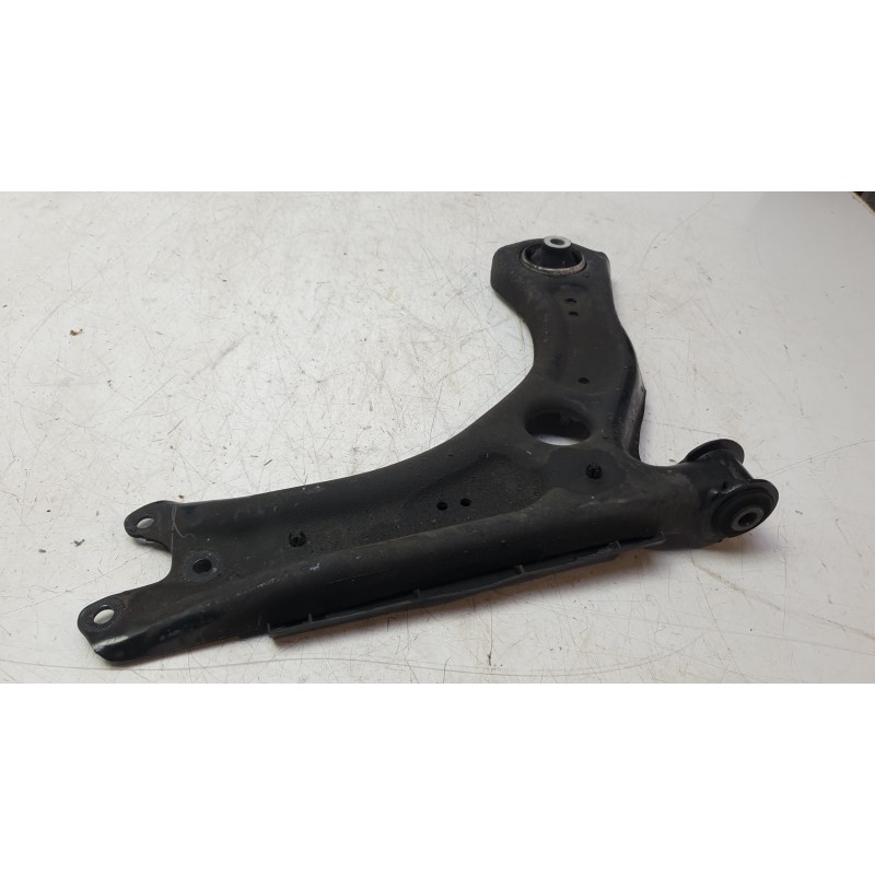 Recambio de brazo suspension inferior delantero derecho para volkswagen polo vi (aw1, bz1, ae1) 1.0 tsi referencia OEM IAM 2Q049